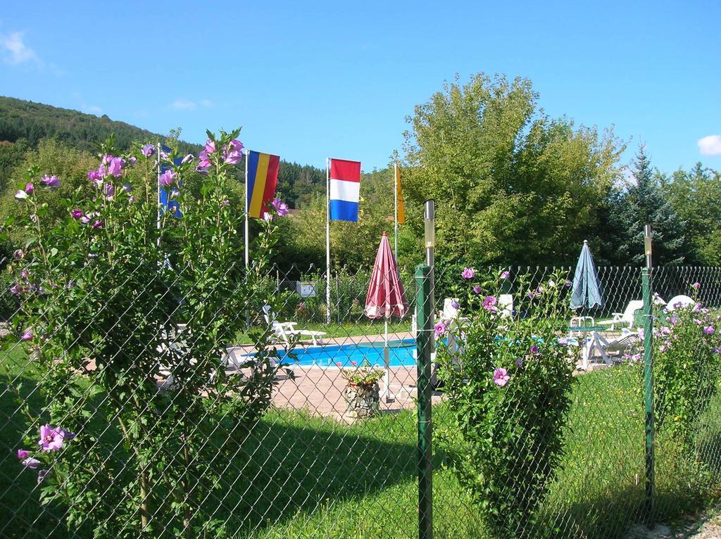 Camping Eldorado Hotel Gilău Eksteriør billede