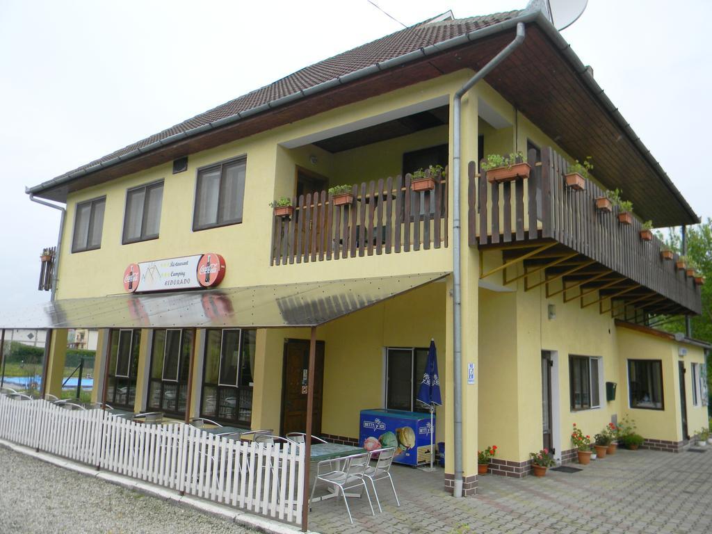 Camping Eldorado Hotel Gilău Eksteriør billede