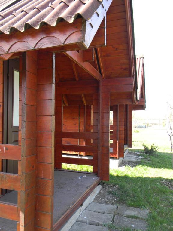 Camping Eldorado Hotel Gilău Værelse billede